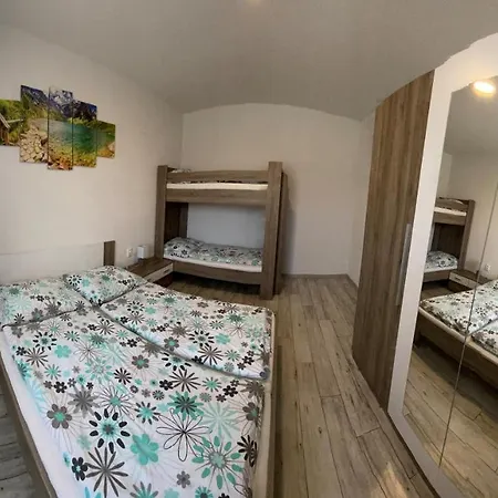 Pod Klinom Apartment